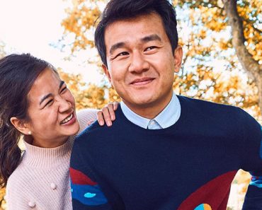 Ronny Chieng & Wife Hannah Pham get married 3 times