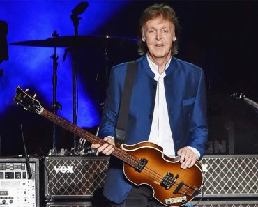 Paul McCartney makes a triumphant return: he performs duets with John Lennon and pays tribute to George Harrison at the joyous tour