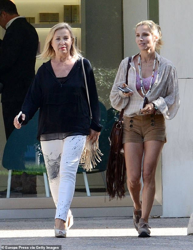 Elsa Patasky with mother
