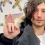 Ezra Miller is in Controversy again as he threatens to knock out a man