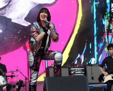 Is Yeah yeah yeahs cancelling their Australia tour?