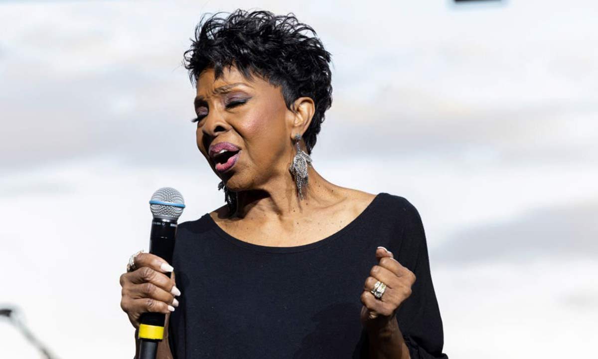 Is Gladys Knight died in 2022