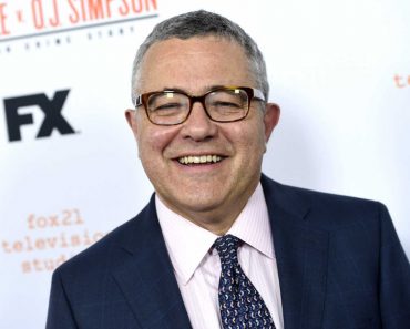 CNN Chief legal analyst Jeffrey Toobin now to step down after 20 years, net worth explored 
